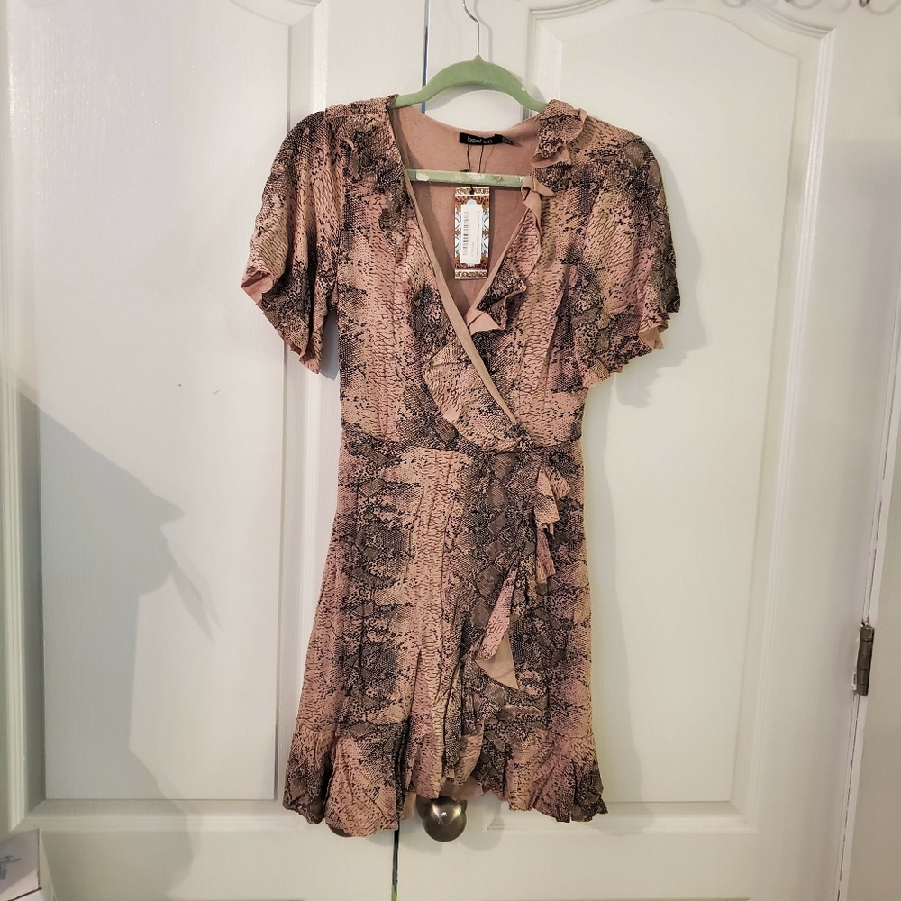 NWT BooHoo Snake Wrap Ruffle Tea Dress sz 10